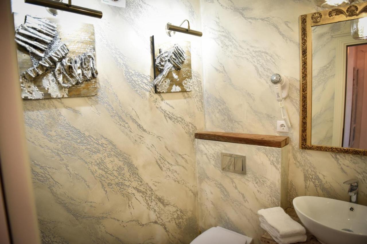 شقة Restauro Apartament بوزاو المظهر الخارجي الصورة